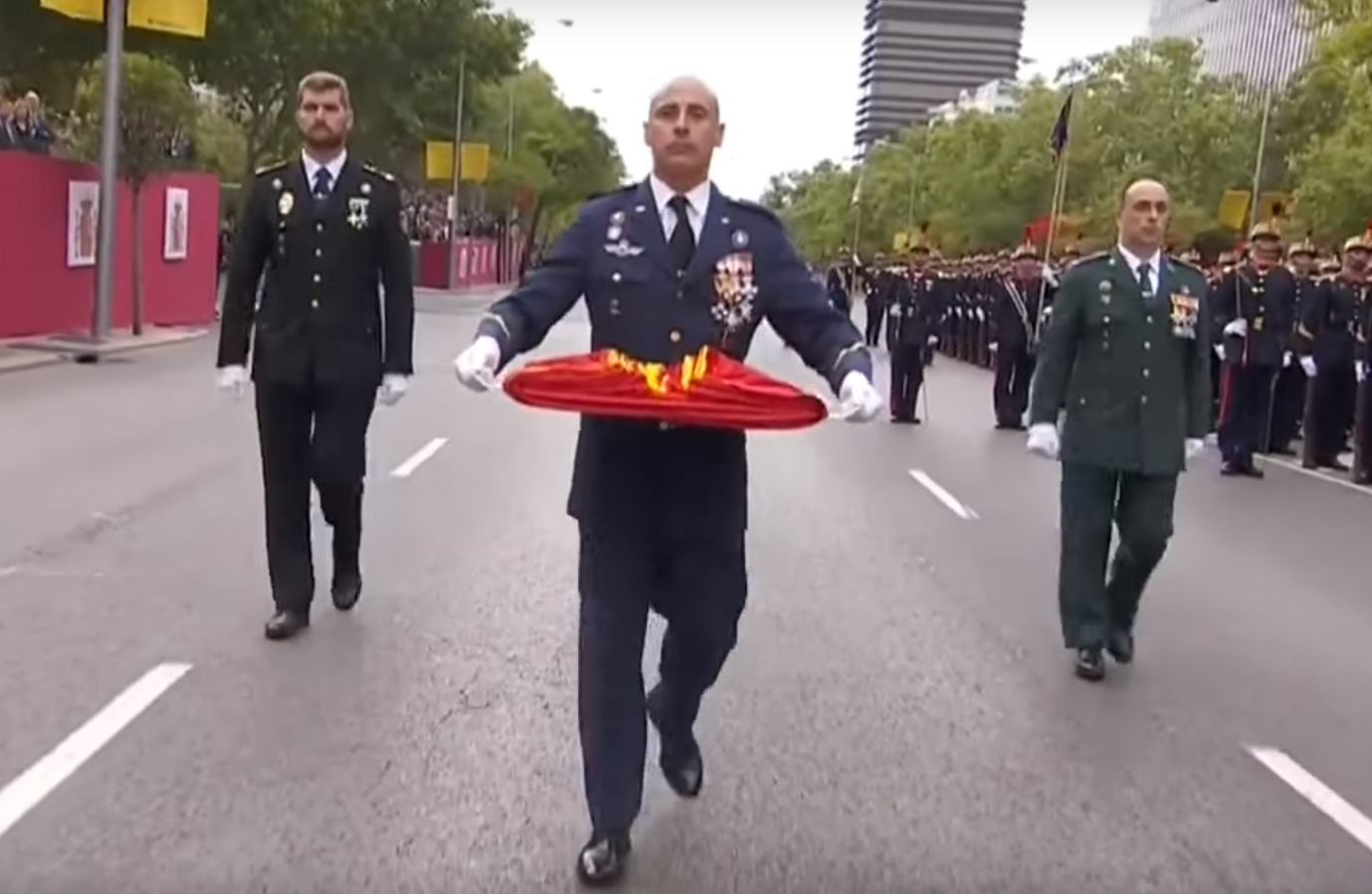 Una historia de la Policía Nacional. La Policía Nacional en el desfile