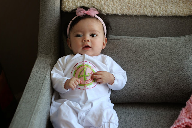 Nama-nama Anak Perempuan yang Islami Terbaru Modern Beserta Artinya Nama-nama Anak Perempuan yang Islami Terbaru Modern Beserta Artinya