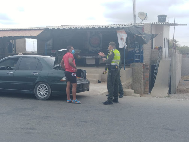 HOY ES NOTICIA, Mil 582 personas pilladas por la Policía en La Guajira violando el Aislamiento Obligatorio Mil 582 personas pilladas por la Policía en La Guajira violando el Aislamiento Obligatorio