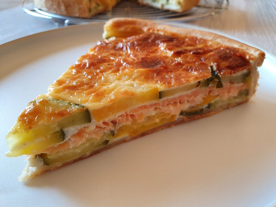 Tarte courgettes, chèvre, truite fumée - Au Menu Du Jour