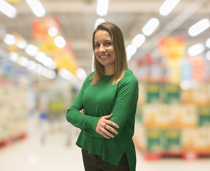 Lopes Supermercados renova marca e canais de comunicação com clientes Lopes Supermercados renova marca e canais de comunicação com clientes