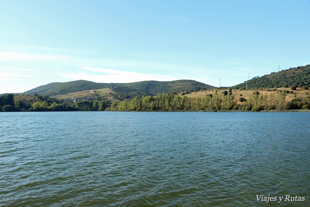 Lago Carucedo, León