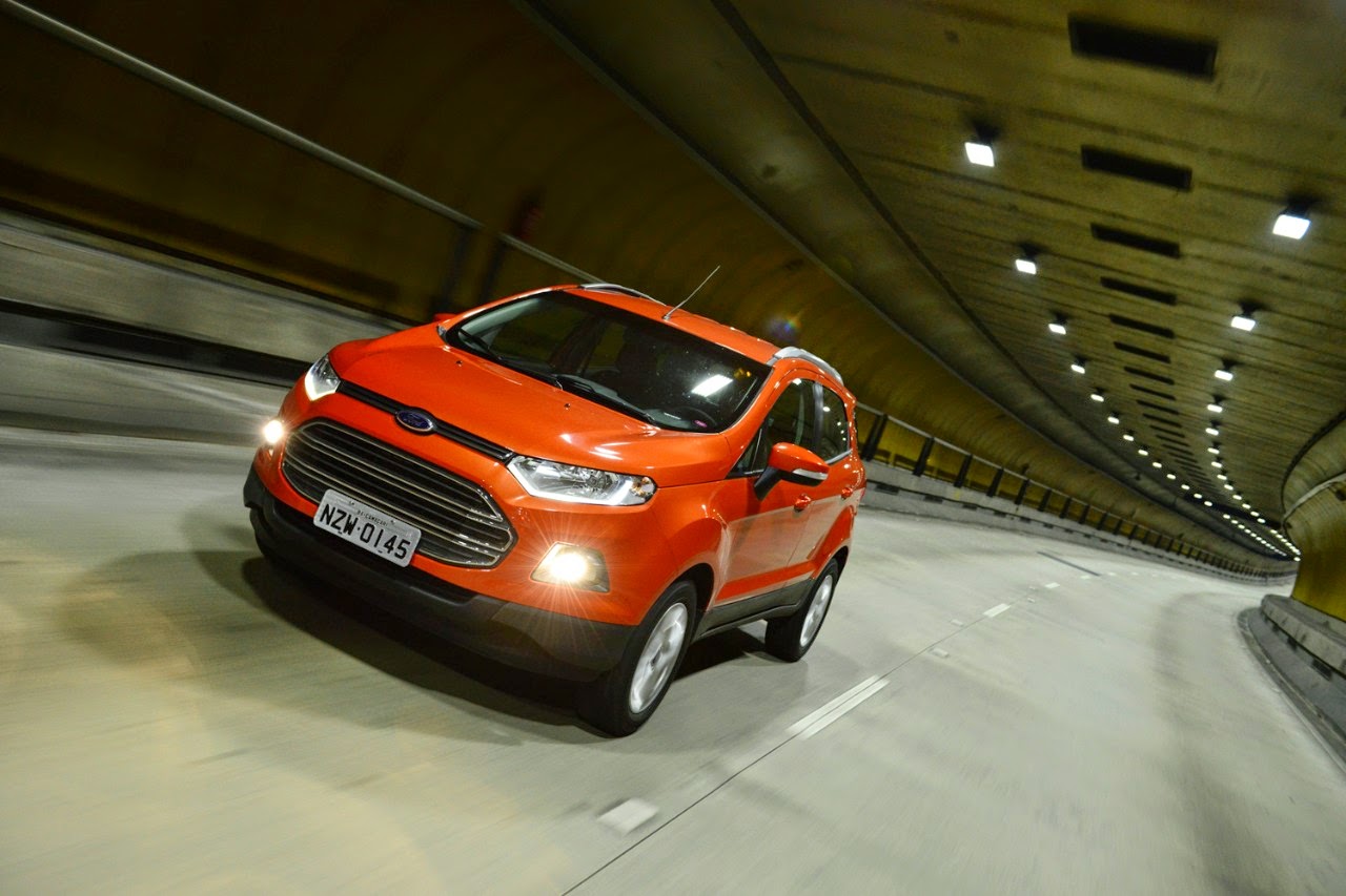 New Edge 2011 da Ford começa a ser vendida após apresentação no Salão do  Automóvel em outubro