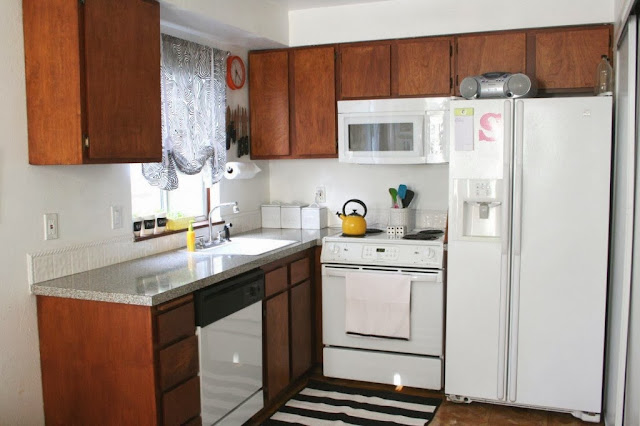 Contoh desain dapur minimalis type 36 Contoh desain dapur minimalis type 36