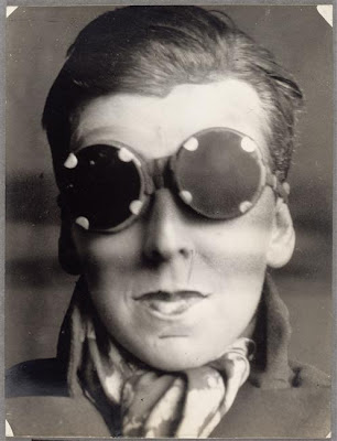 Self Portraits | Claude Cahun, 1913 - 1929 4 Self Portraits | Claude Cahun, 1913 - 1929 Claude+Cahun