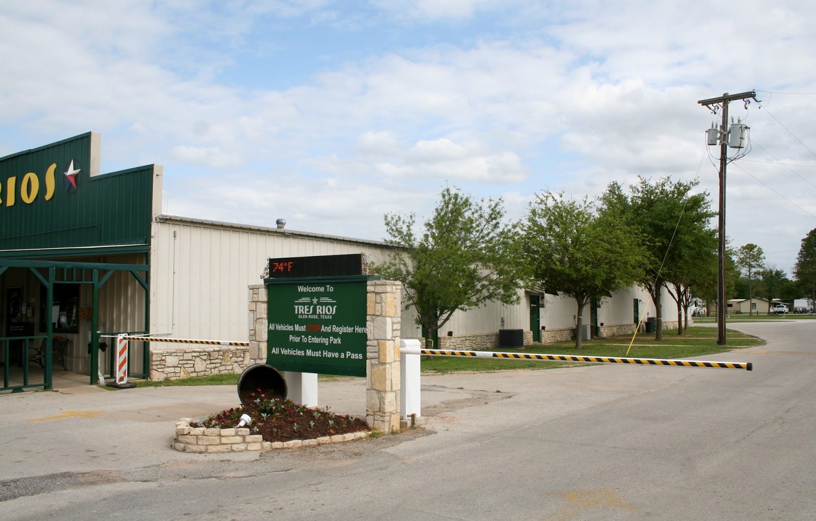 Joe, Diane, & Mallery's Big Adventure Modern Day Gypsies Tres Rios