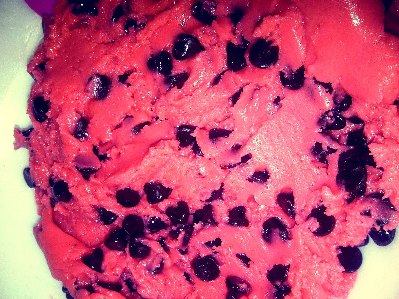 Majesty Bakes Cakes PINK Chocolate Chip Cookies! Photos and Recipe!