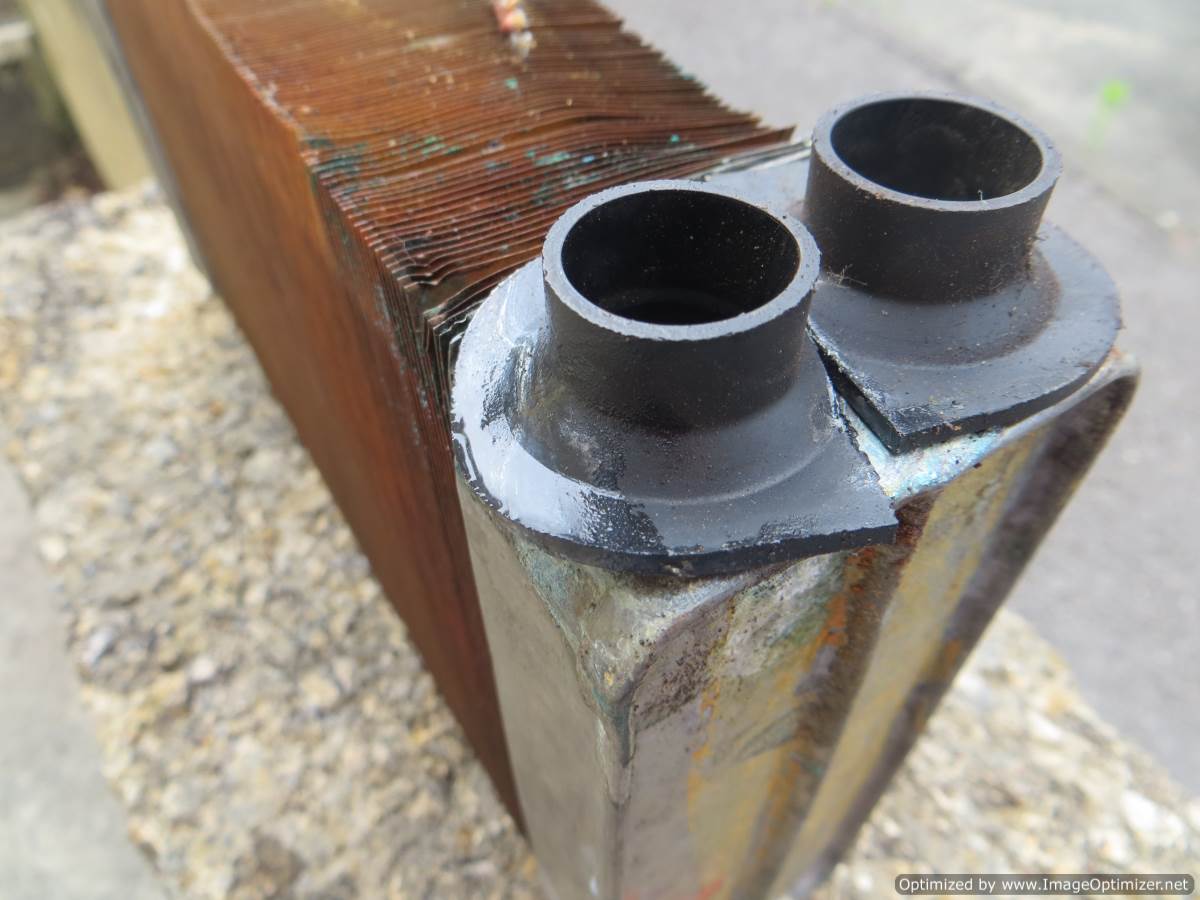 Russ's TR7 blog 20th June 2016 Heater matrix leak