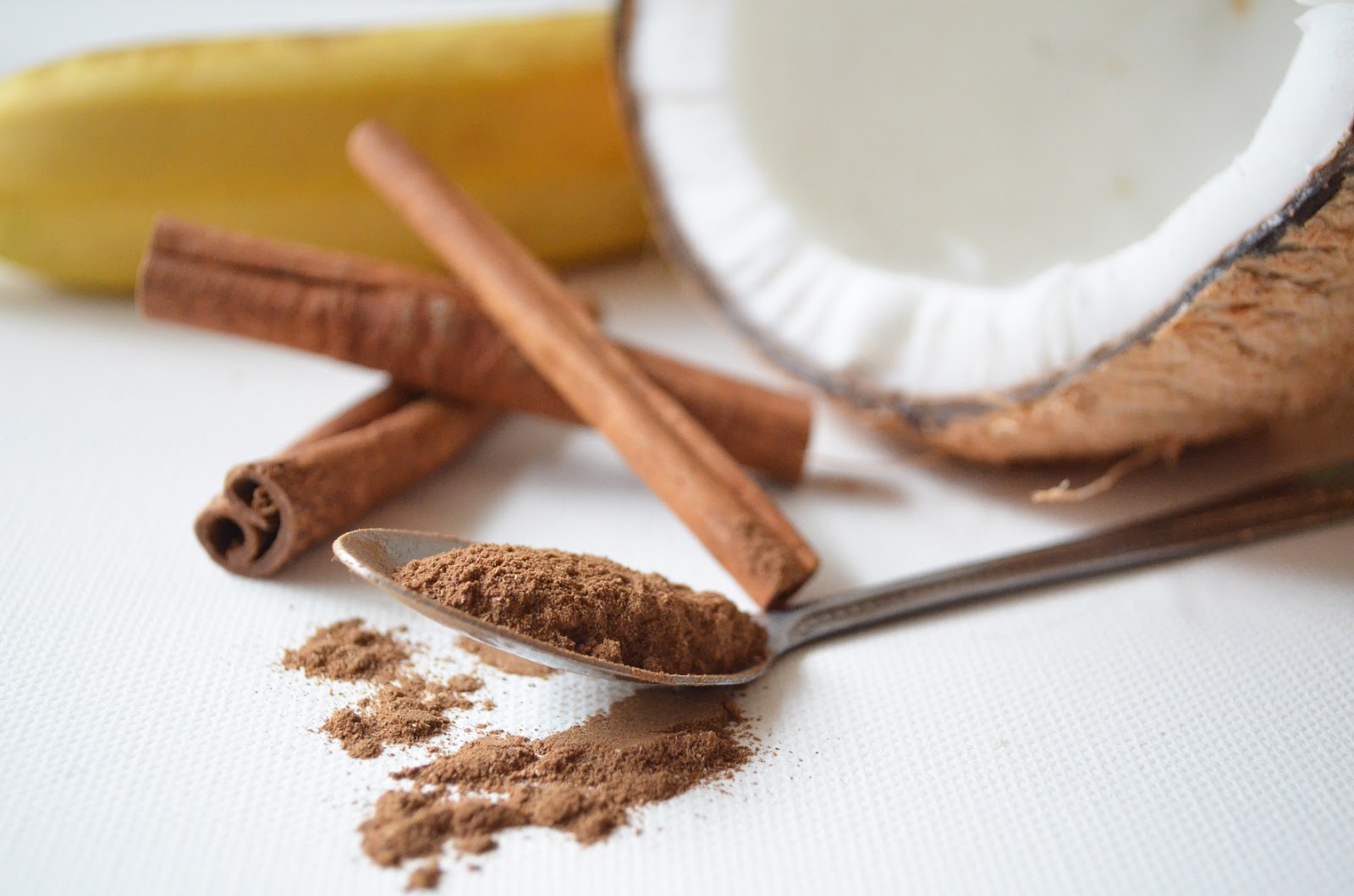 Miso Coco: Cinnamon, Banana and Coconut Oil Hair Mask