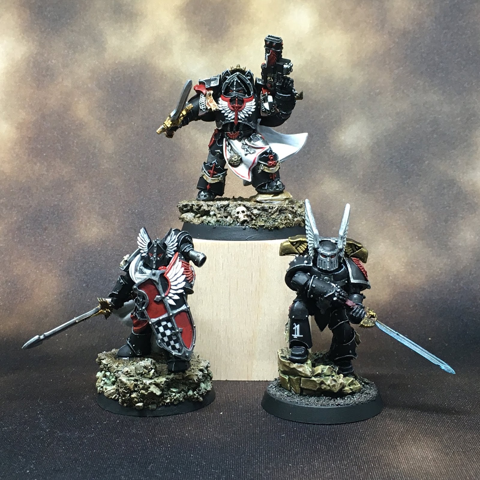 Ромуланского претора шинзона. Word bearers terminators. Dark angels legion inner circle knights cenobium. Помощник претора 7. Dark angels legion praetor in cataphractii terminator armour.