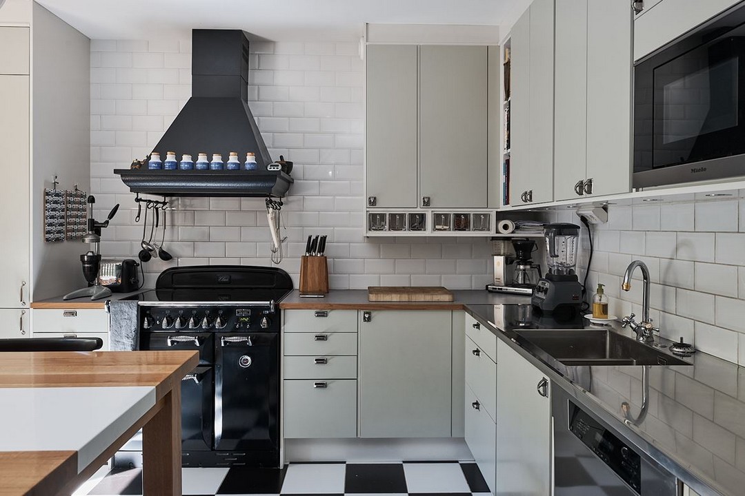 RIGOUREUSEMENT VINTAGE