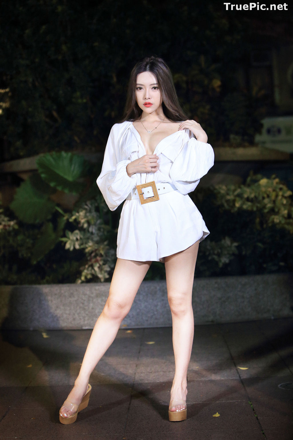 Image Taiwanese Model – 莊舒潔 (ViVi) – Sexy and Pure Baby In Night - TruePic.net - Picture-52