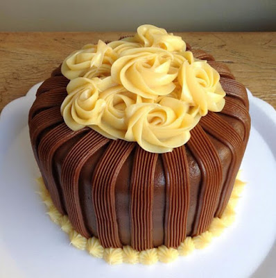 Brigadeiro branco em ponto de bico