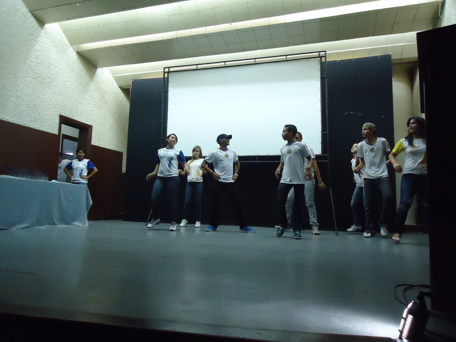 ESCOLA DE REFERÊNCIA EM ENSINO MÉDIO