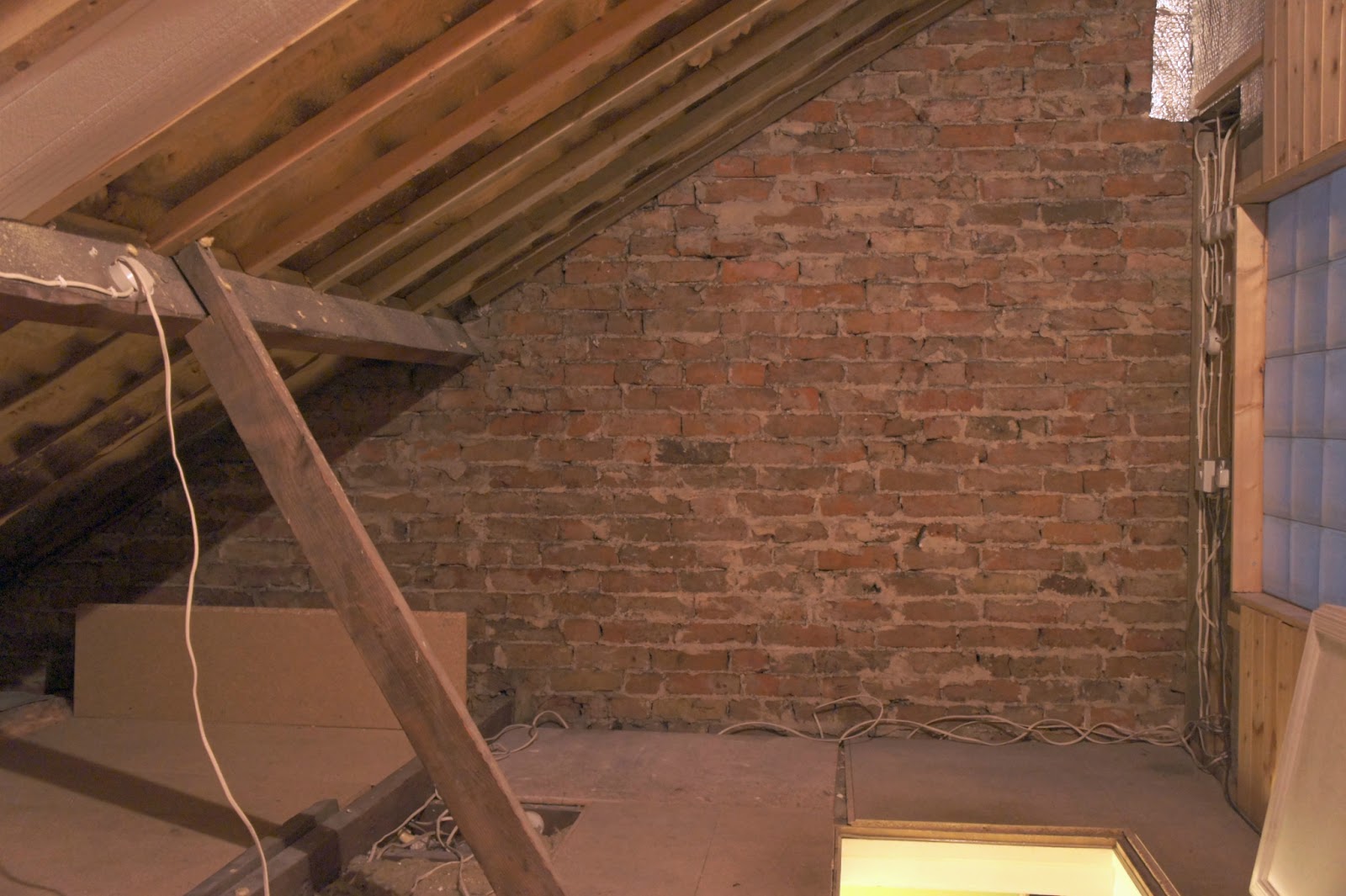 Anatonomy of a build Loft conversion on a 1880's semidetached house.