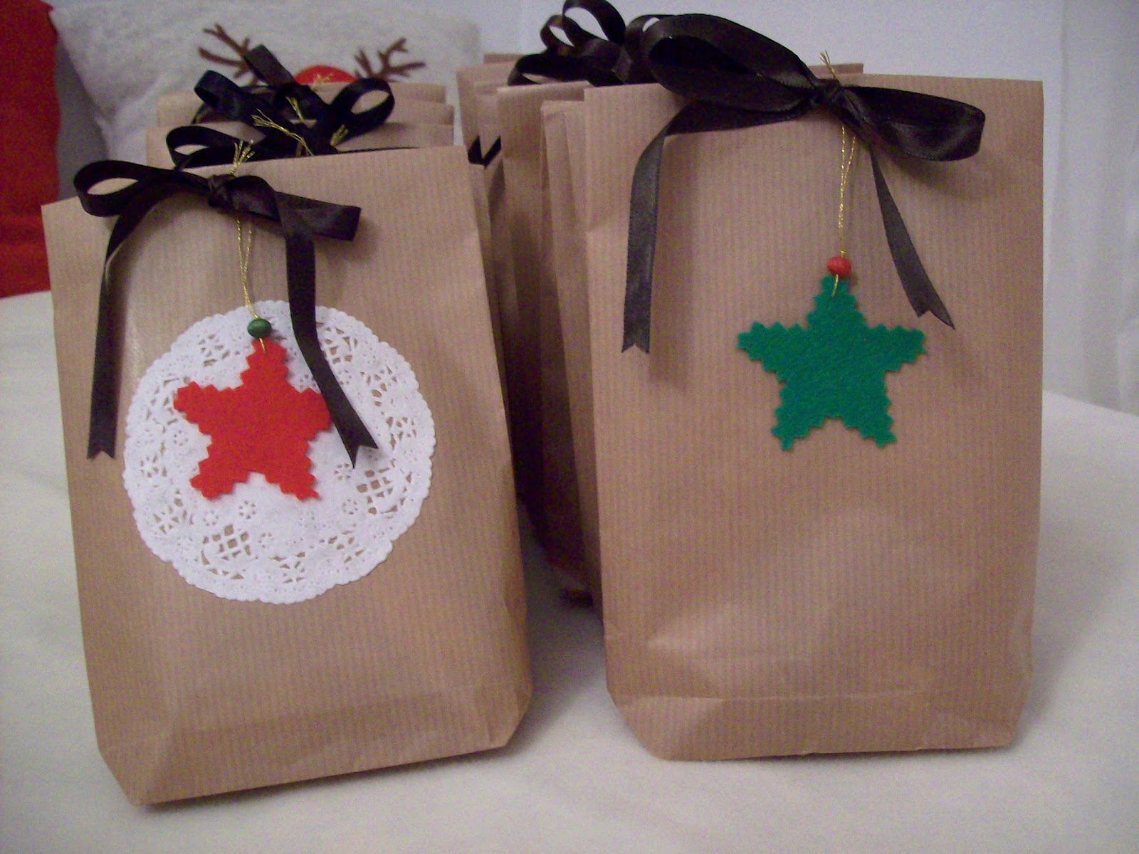 Çikolata :: el yapımı çikolatalar :: bayramyeri çikolatası bol fındıklı Cosmokedi: YILBAŞI HEDİYE PAKETLERİ (Christmas Gift)