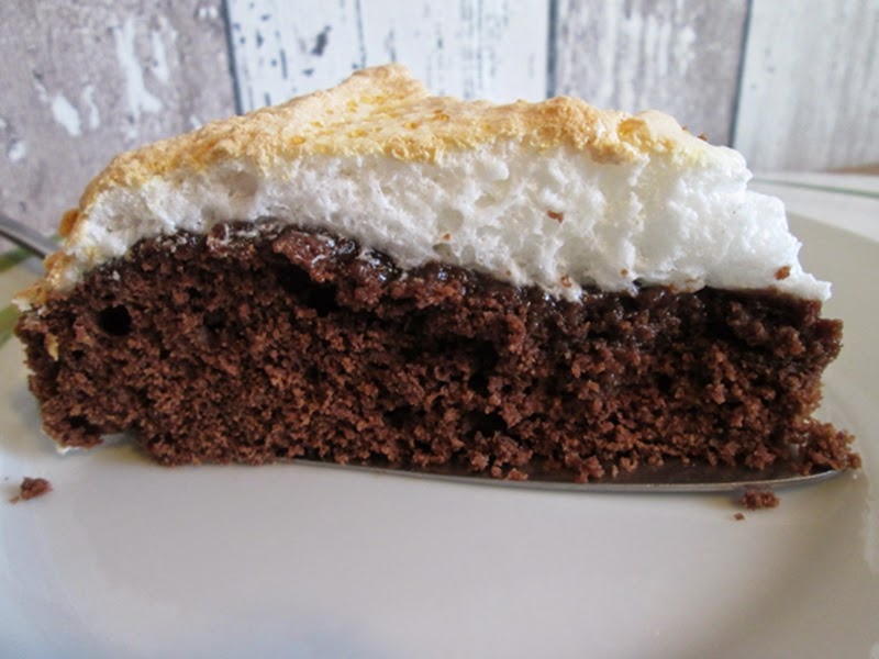 Schoko-Eierlikör-Kuchen mit Eischneehaube | WaWü Kulinarische Quälereien