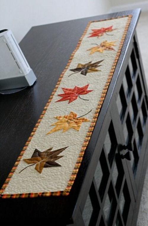 Beautiful Skills Crochet Knitting Quilting Charm Leaf Table Runner