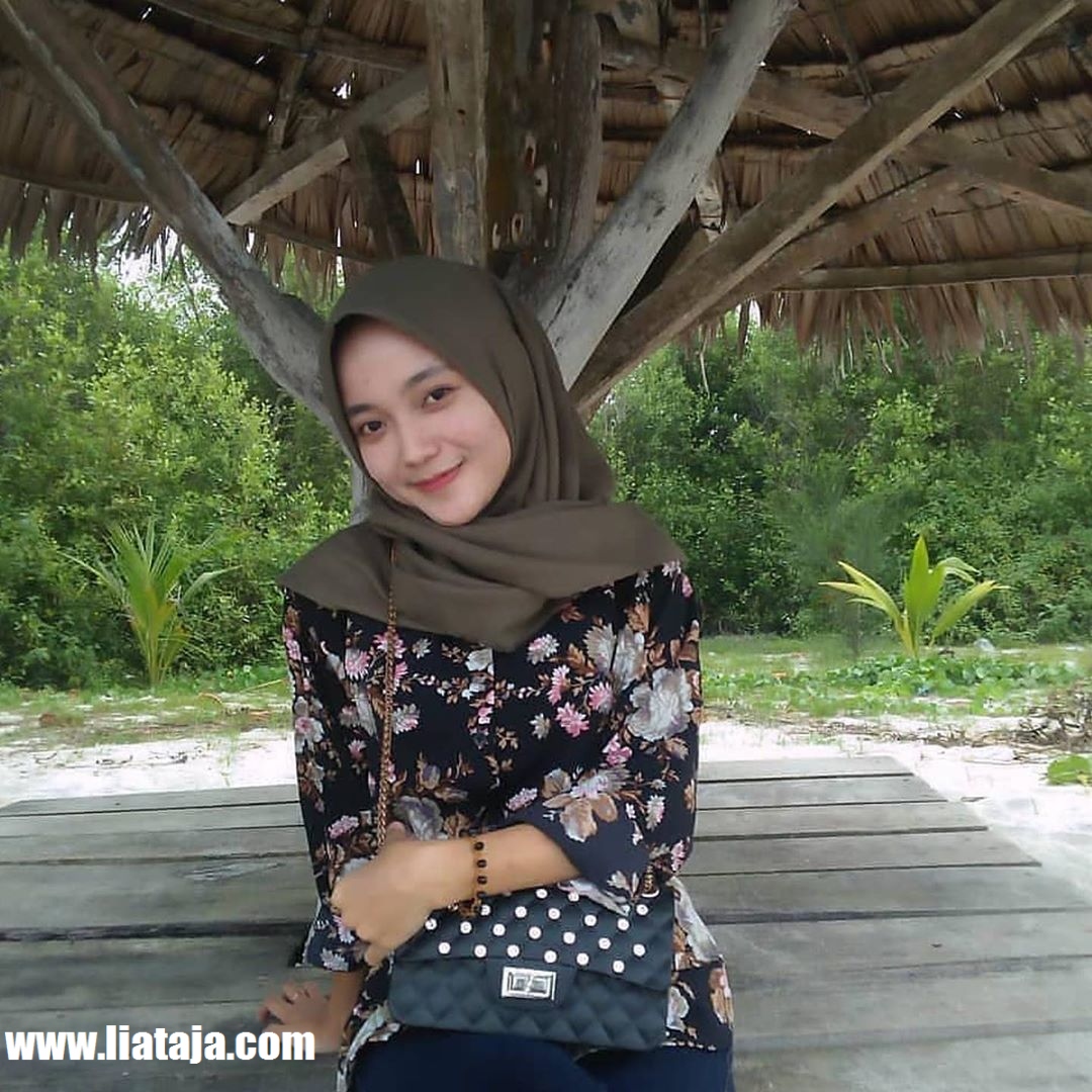 Kumpulan Foto Anak Cewek SMA Cantik dan Cakep | LIAT AJA