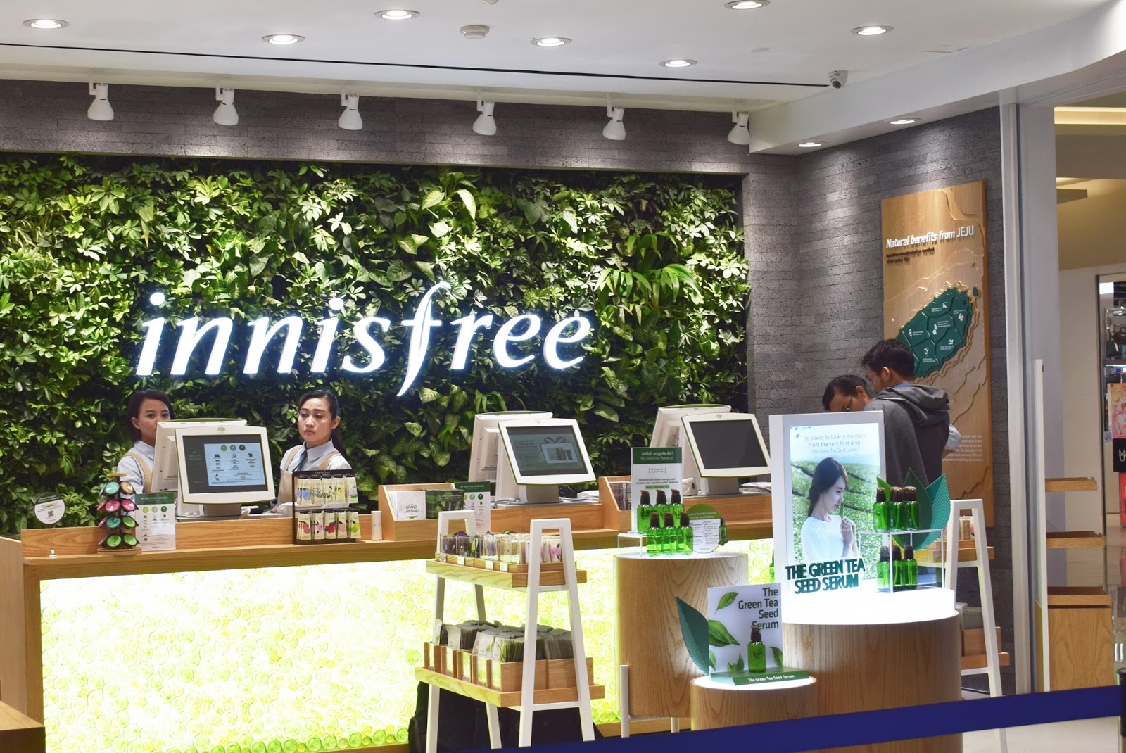 [EVENT] INNISFREE GRAND OPENING IN INDONESIA CATHY SIE