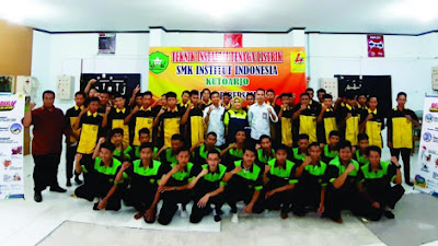 PLN Unit Pelayanan Listrik (UPL) Kutoarjo, Gelar Giat "PLN Mengajar" di SMK Institut Indonesia Kutoarjo