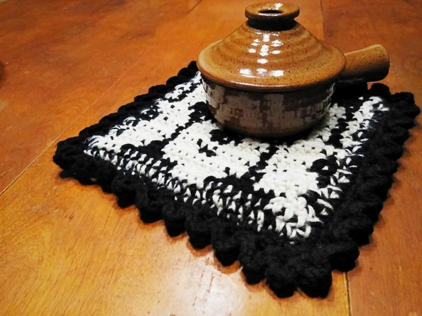 Ross School of Classical Guitar Artisan Handmade Guitar Kitchen Decor