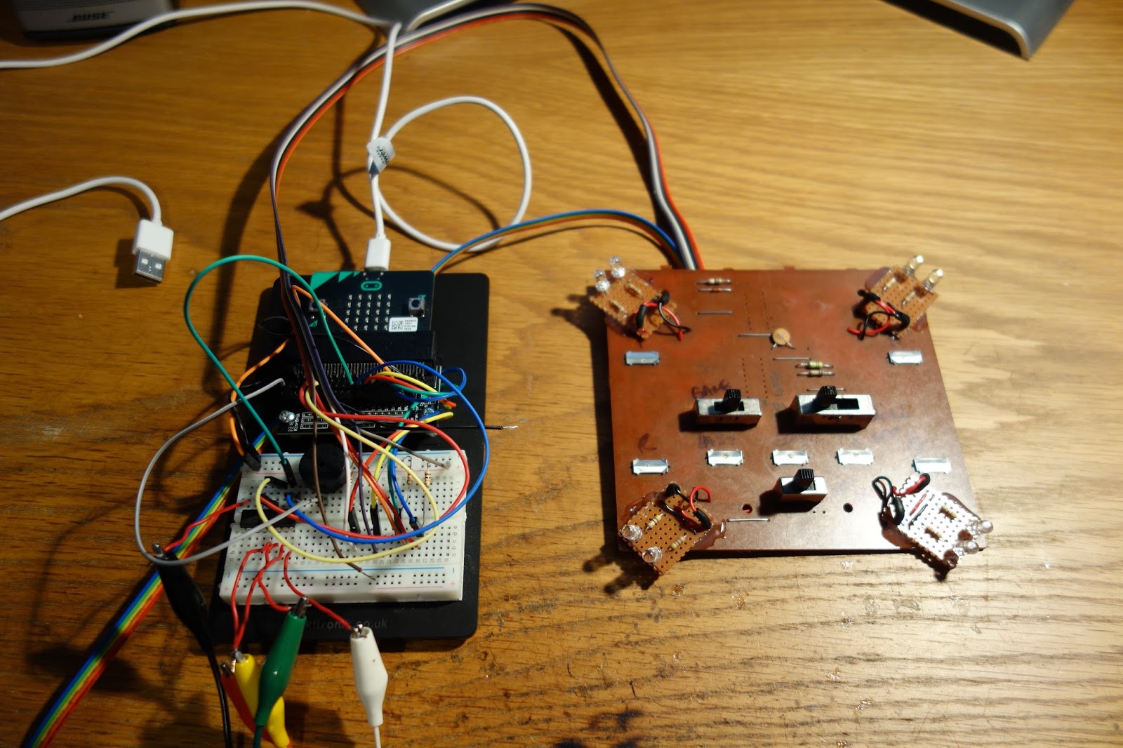 Mr Tom's World: Micro Simon