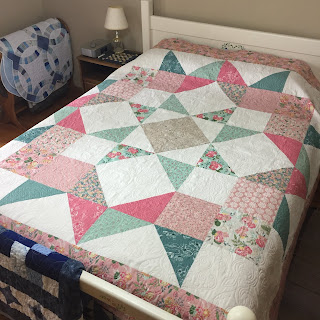 https://www.etsy.com/ca/listing/699115057/queen-quilt-moda-love-quilt-patchwork