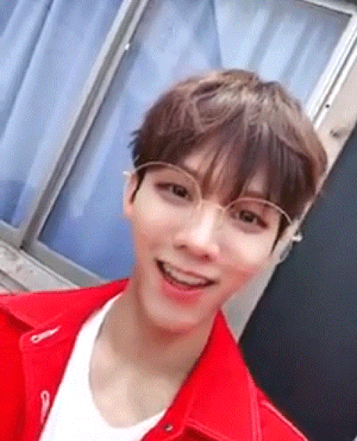 어느 남돌 맏형의 별명이 나무인 이유 | 인스티즈