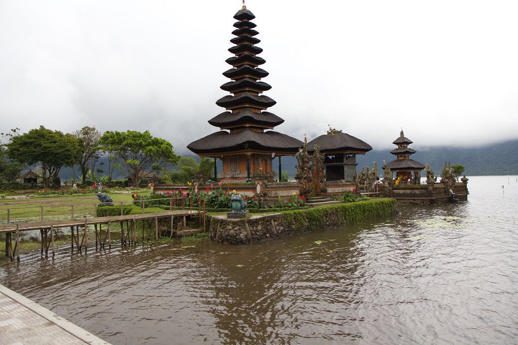Pura Ulun Danu Bratan Temple Bali 2