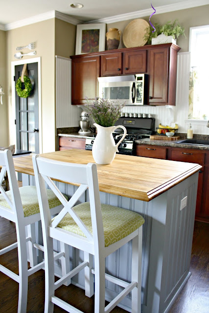 Covering kitchen island with beadboard for farmhouse look