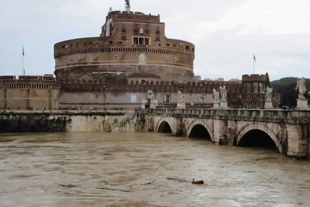 Rome in winter: Castel Sant’Angelo