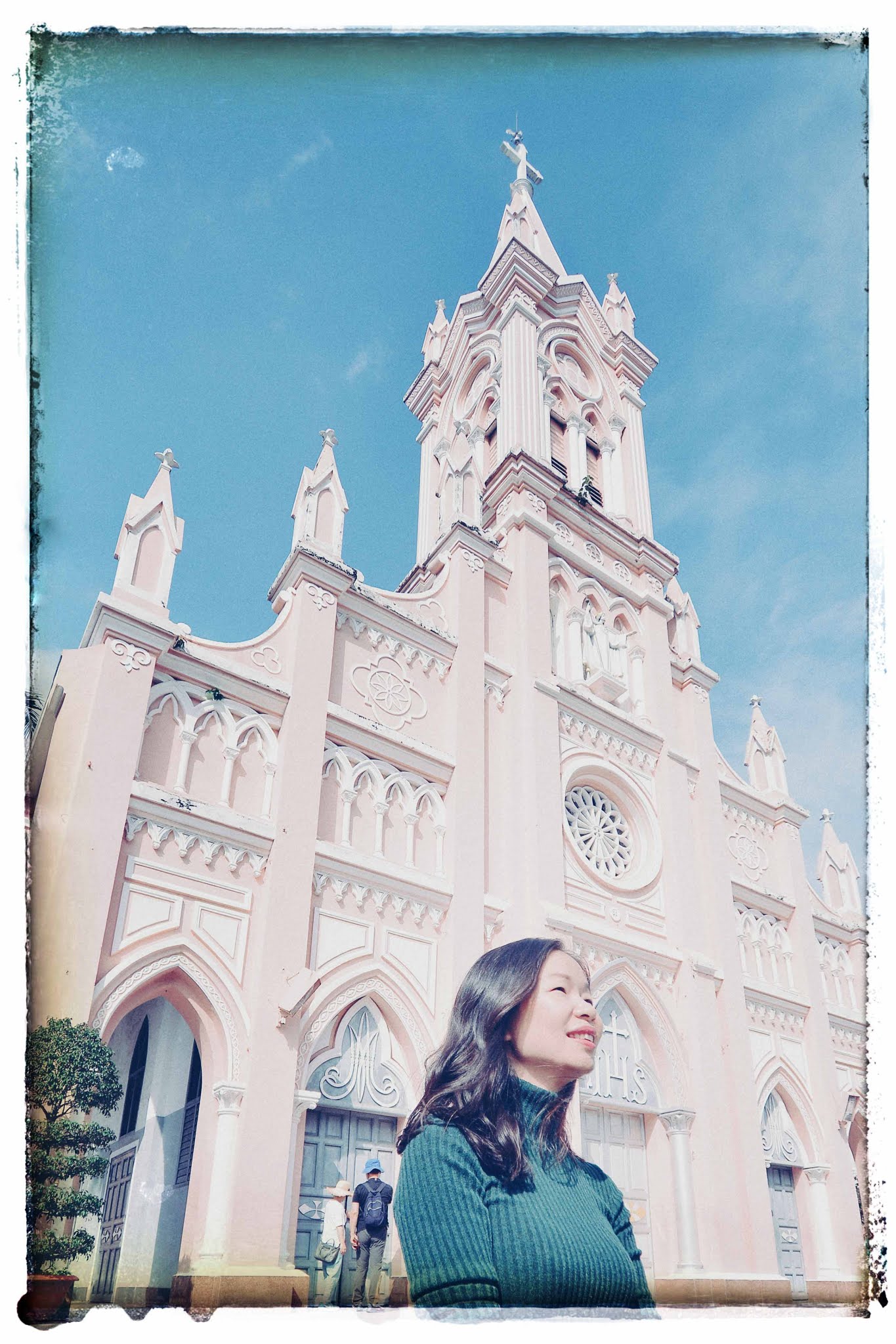 Báo Giá Chụp Ảnh Ngoại Cảnh Hội An - Photographer: Khôi Trần Báo Giá Chụp Ảnh Ngoại Cảnh Hội An - Photographer: Khôi Trần