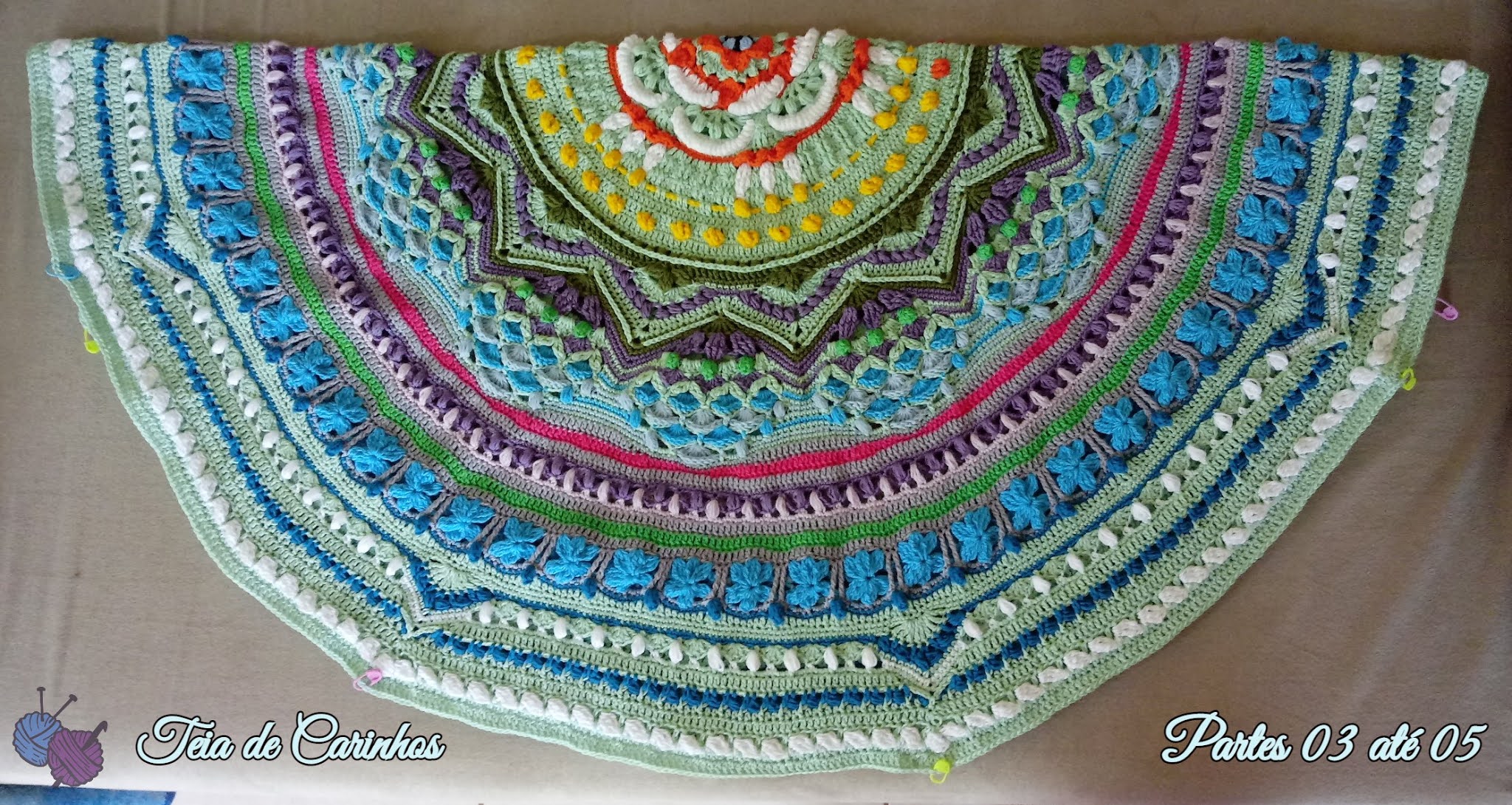 Manta Octagonical da Crystals & Crochet Natal 2020