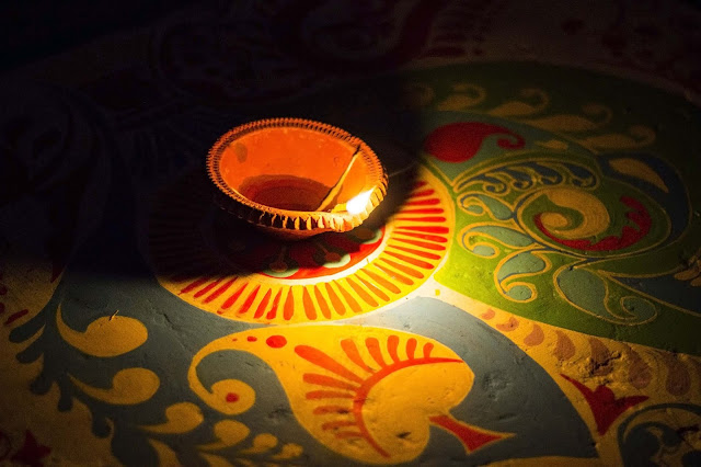 Diwali-dia-Image by pradippal from Pixabay