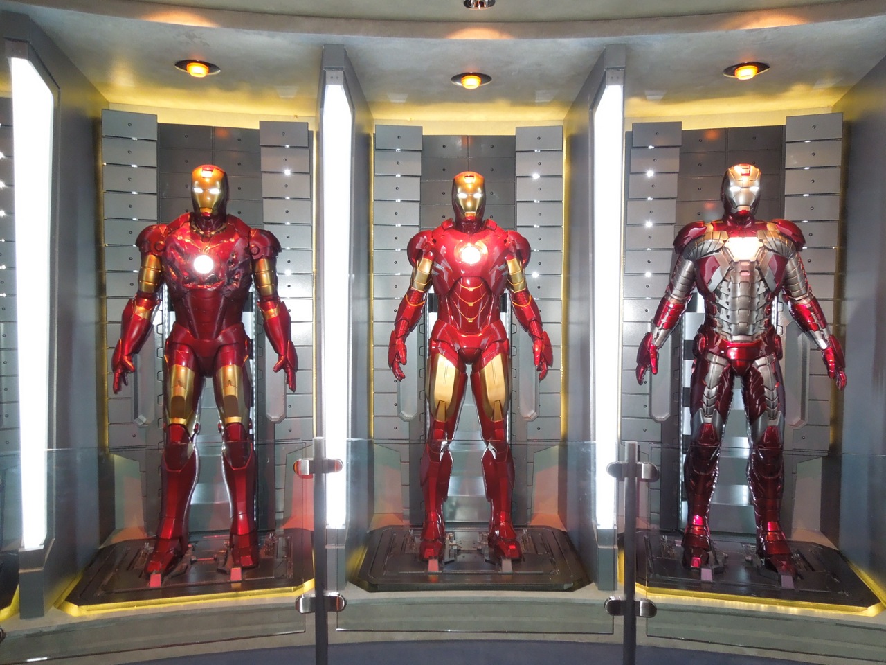 Hollywood Movie Costumes and Props Battle damaged Iron Man Mark III