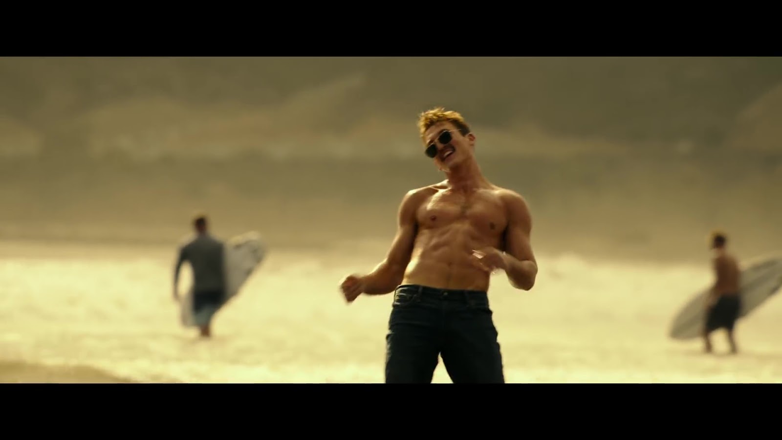 Auscaps Miles Teller Shirtless In Top Gun Maverick Trailer | My XXX Hot