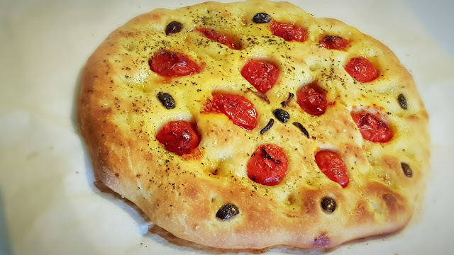 Focaccia Barese al lievito madre