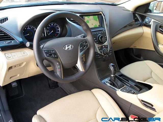 Hyundai Azera 2013 por dentro