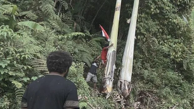 Pangdam Kasuari Papua Mendadak Dihadang Warga di Hutan, Ternyata...