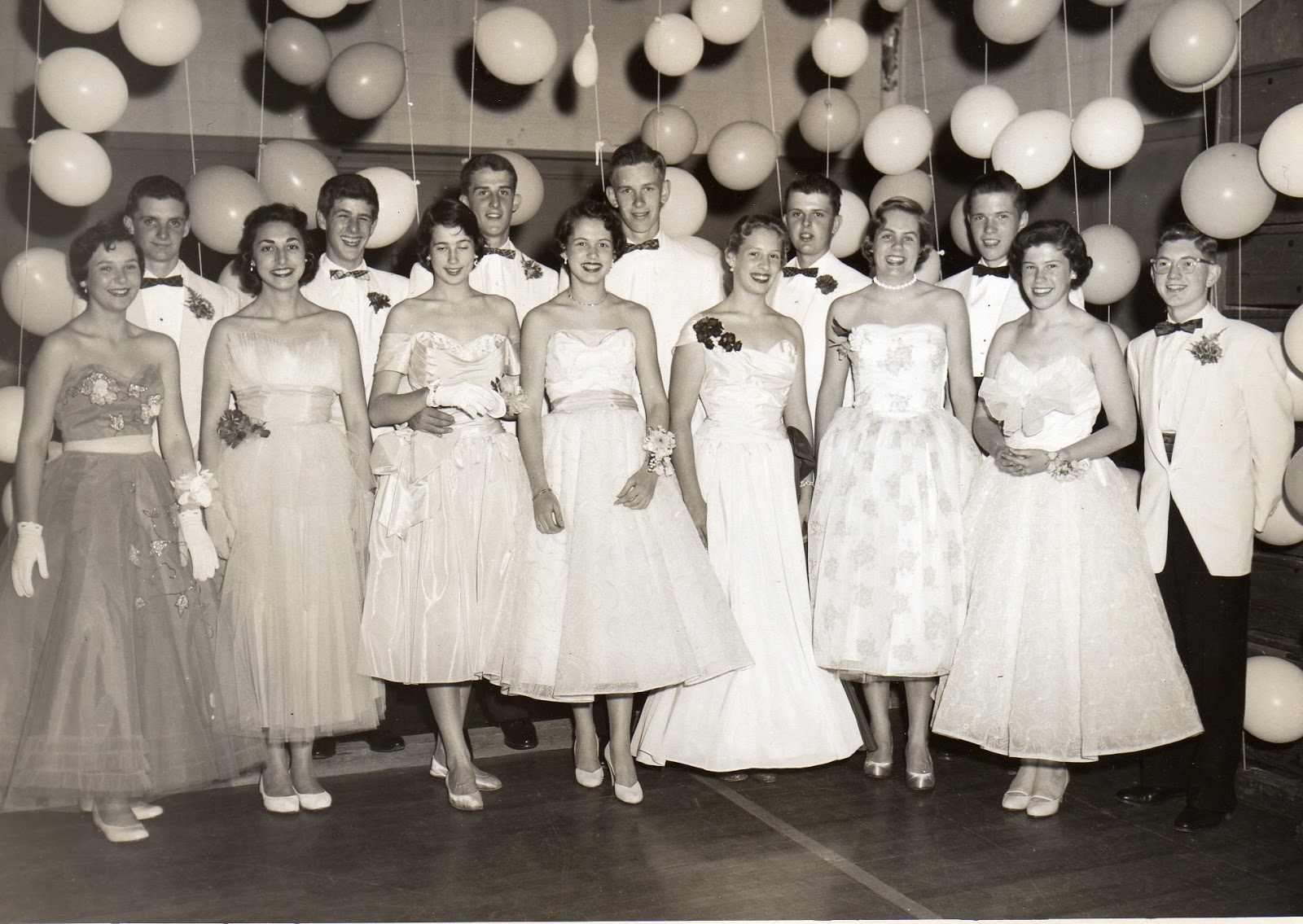 Vintage High School Proms from the 1940s and 1950s