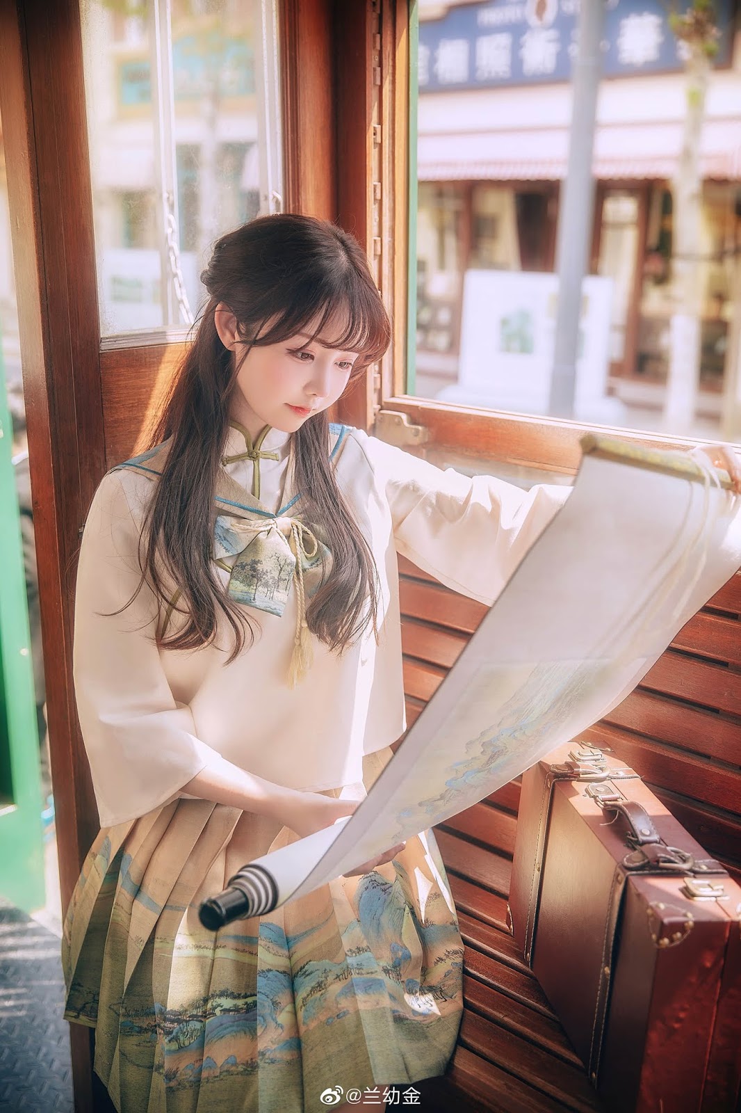 Chinese Cute Model - Cute Passenger - TruePic.net