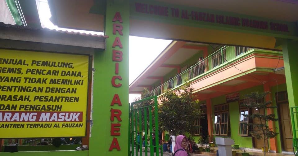 Workshop Menulis Cerpen Di Pondok Pesantren Terpadu Al Fauzan Lumajang Rafif Amir