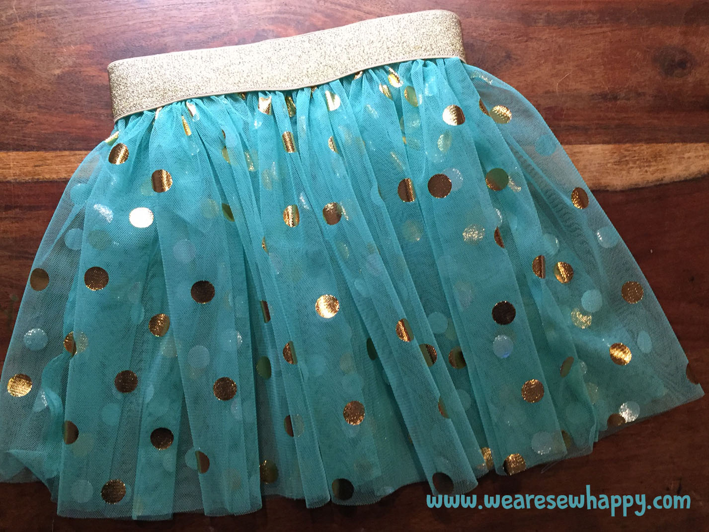 We Are Sew Happy! Elastic Band Skirt