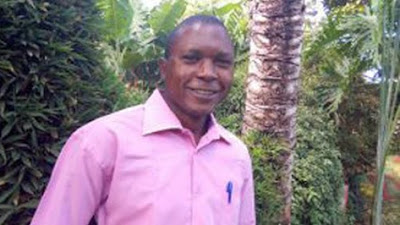 Pria Muslim Pergi Ke Gereja Untuk Mengambil Barang Dari Saudaranya, Dia Kembali Sebagai Seorang Kristen