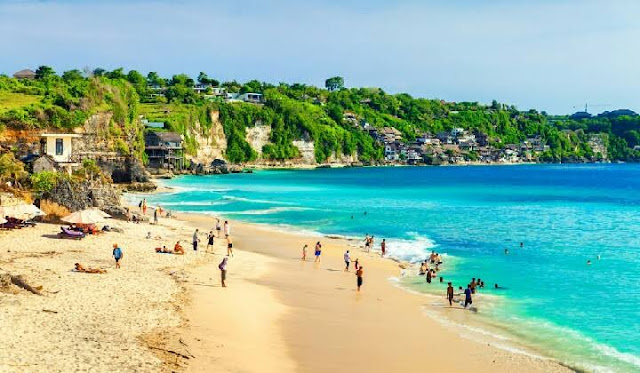 Around the Beautiful Dreamland Beach Surrounded by Cliffs