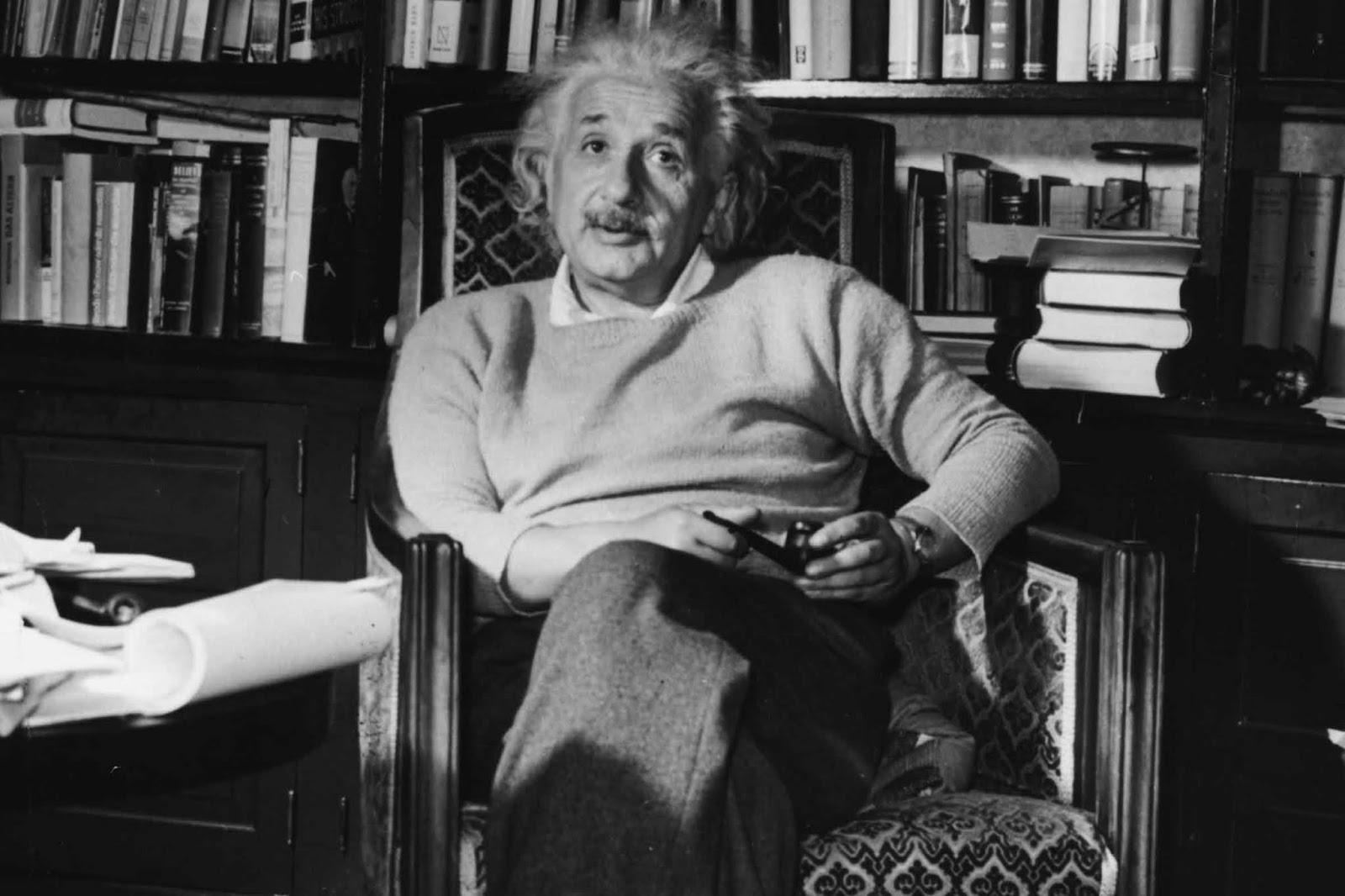 爱因斯坦手稿拍出逾1300万欧元_凤凰网