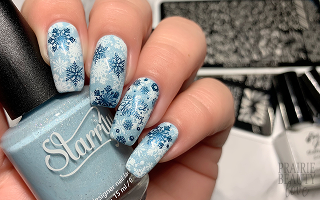 3. Frosty Blue Snowflake Nails - wide 10