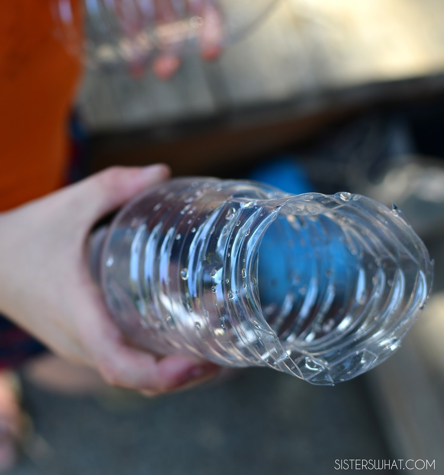 Water Bottle Bubbles Sisters, What!