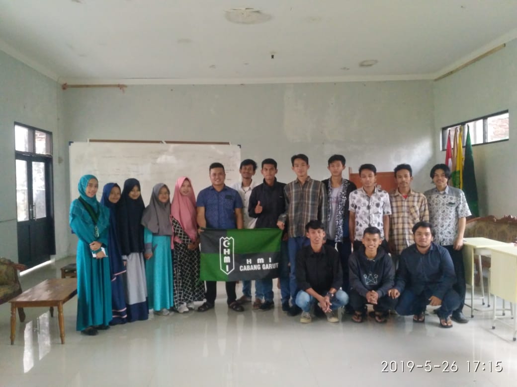 HMI komisariat Staida M Garut Mengisi waktu Ramadhan dengan Wisata Efistemologi